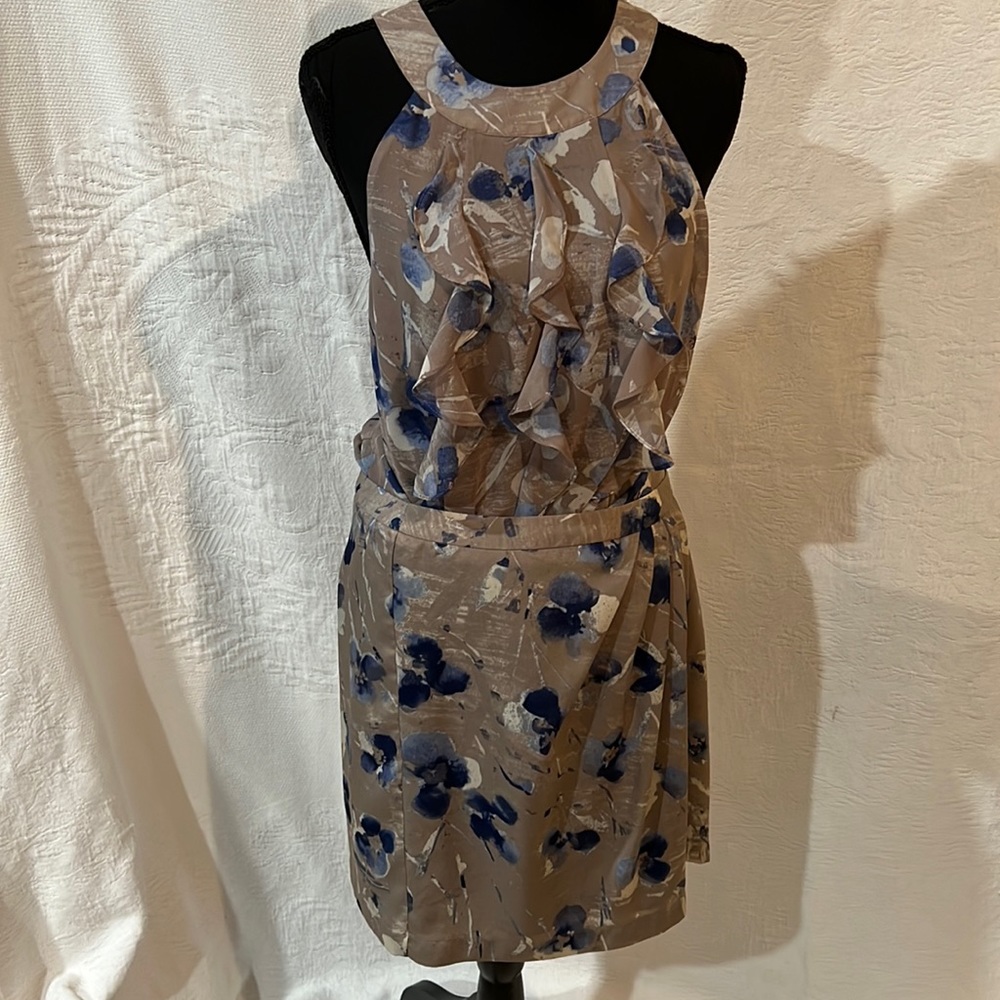 Ann Taylor matching top and skirt, size 6 - Picture 2 of 16